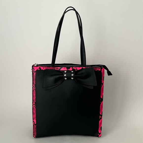 Sexy Betsey Johnson Black Vegan Leather and Hot Pink Snakeskin Tote Bow Tie - Picture 1 of 16